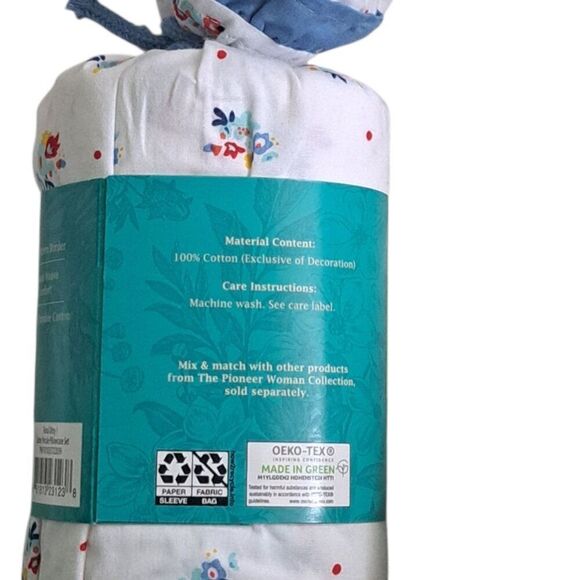 The Pioneer Woman Floral Ditsy 300 Thread Count Home Bed Floral Pillowcase Set 2 - Picture 7 of 9